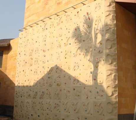 Indoor Aqua Climb Sport Customized Color Swimming Pool Climbing Wall for Aqua Sport