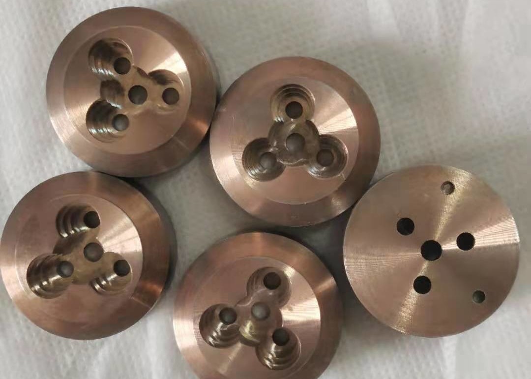 High Plasticity Tungsten Copper Alloy W75Cu25 Rod with density of 14.8g/cm3