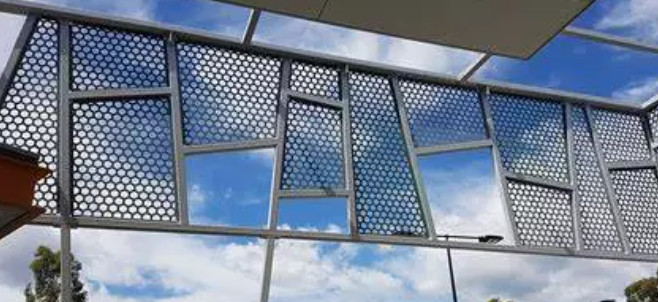 Hot Dip Galvanized Perforated Wire Mesh Width 100-2000 mm OEM