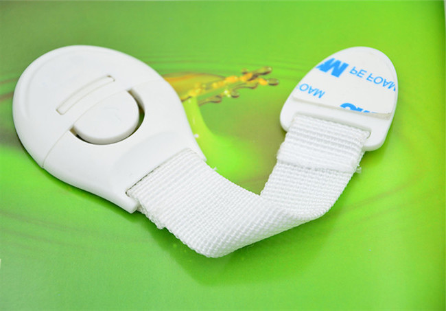 3M Strong Adhesive Super Functional Nylon Strap Baby Security Lock