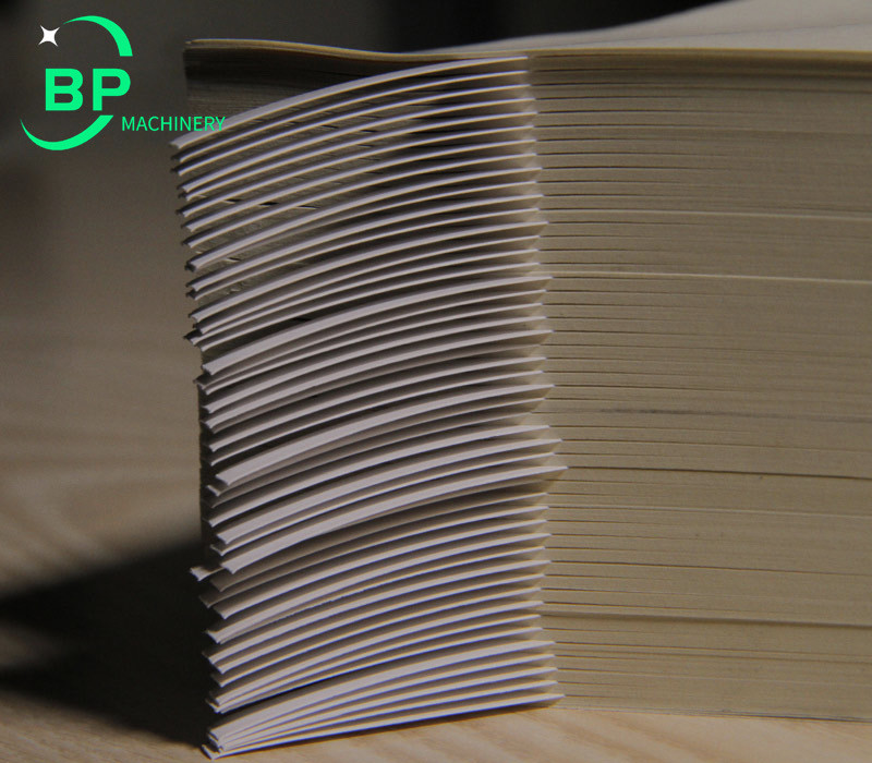 Paper counting machine label feeding 