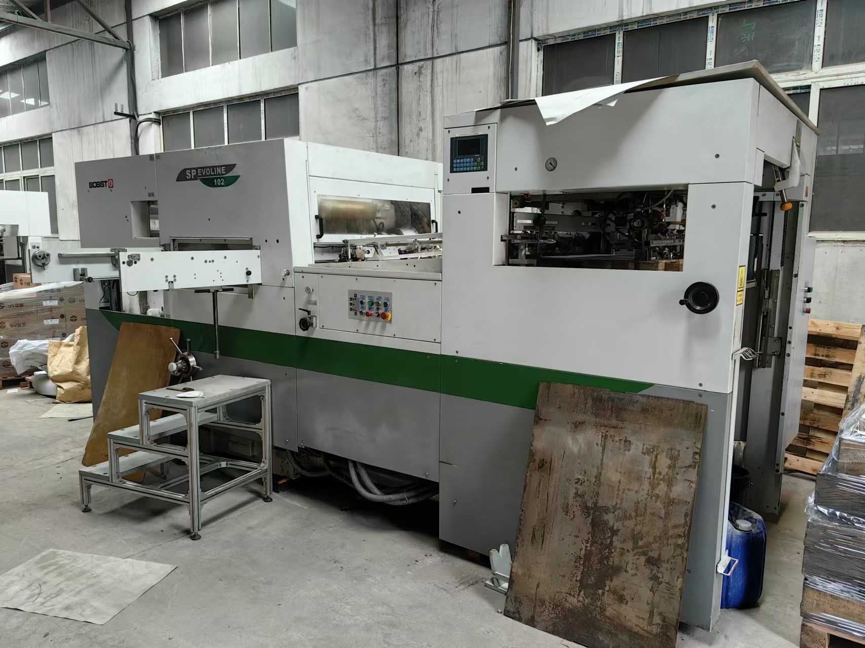 BOBST SP-102 Automatic Die Cutting & Creasing Machine, Max Die Cutting Size:720x1020mm,Years 2009