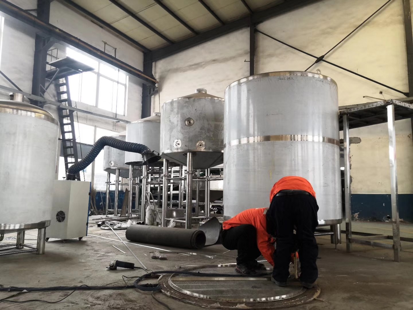 Restaurant All In One Brewing Equipment , Fast Large Beer Brewing Equipment
