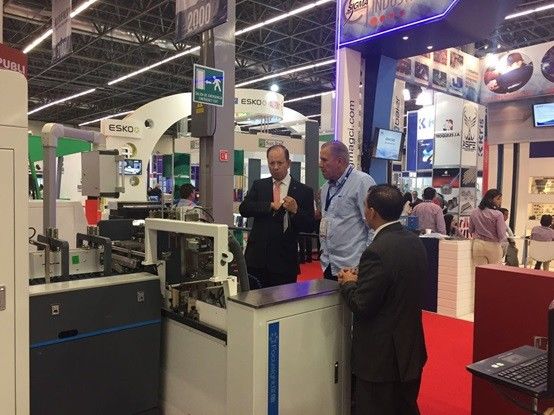 Pharmaceutical Flat Carton Inspection Machine For Printing Defects Detection