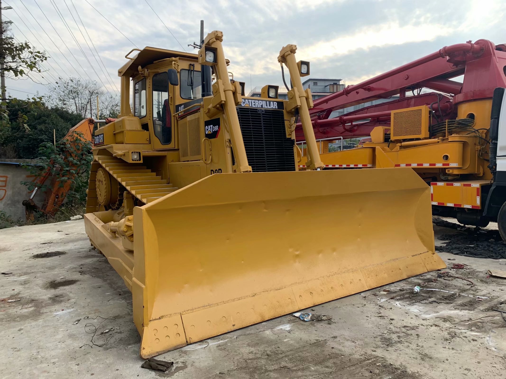Used Caterpillar D8R Bulldozer For Sale,Second Hand CAT Bulldozer In Good Condition