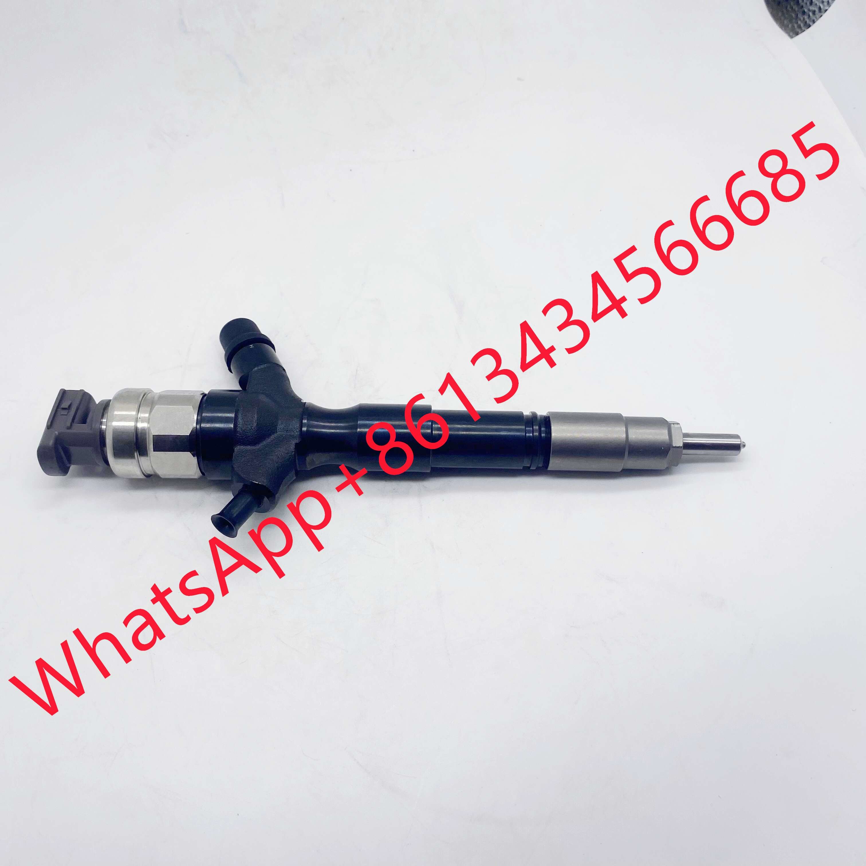 23670-09330 Auto Fuel Diesel Injector Assy for Toyota Hilux Common Rail Injection 2367009330