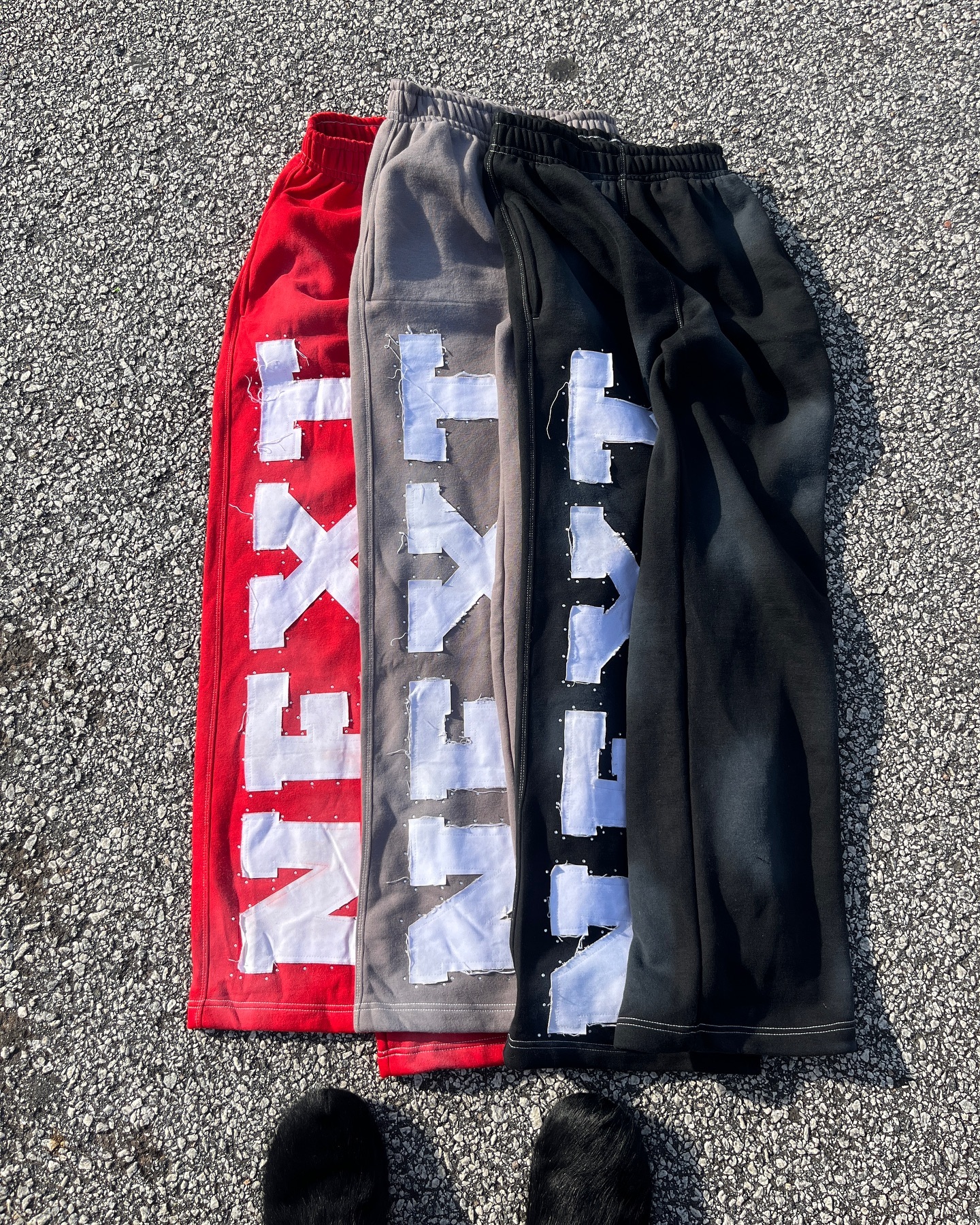 Custom Men's Sweatpants Embroidered Patch Streetwear Tracksuit 2-Piece Tracksuit Set Letter Applique Embroidery OEM Design