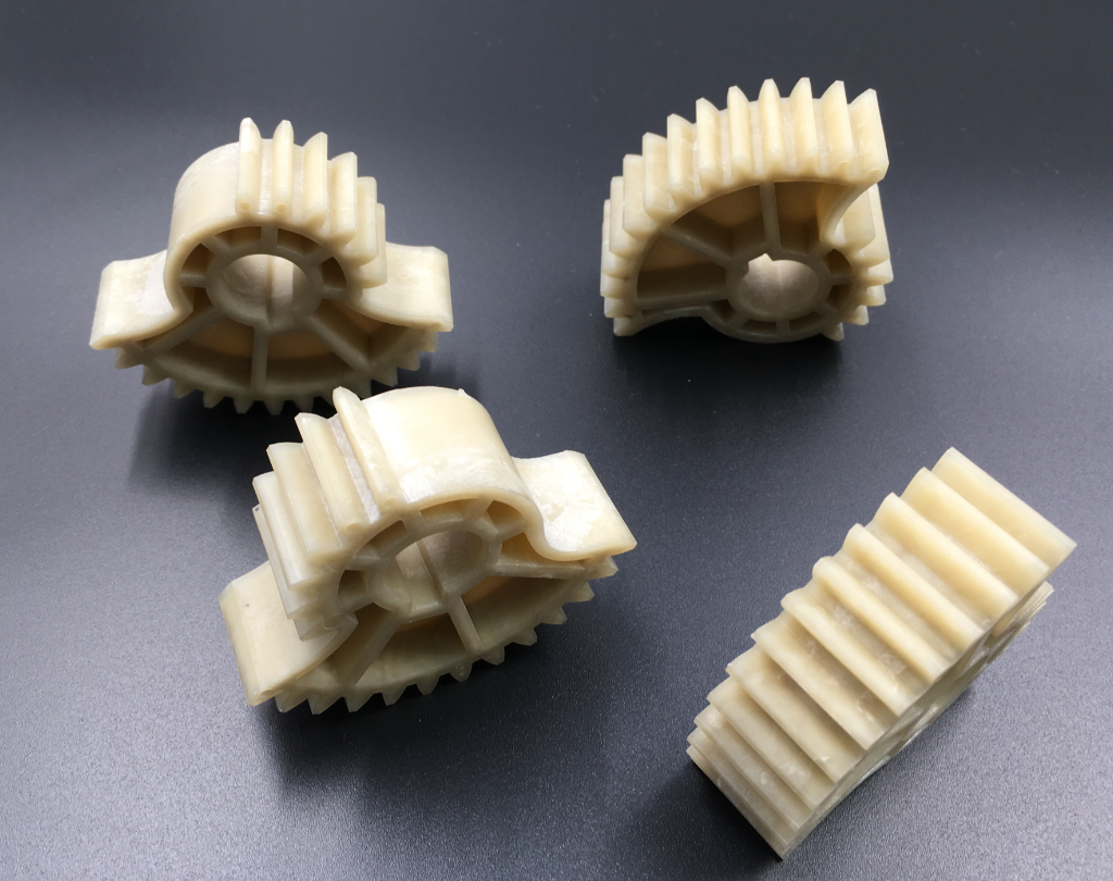 Automobile Parts Precision Plastic Injection Molding Cold Runner Spur Gears