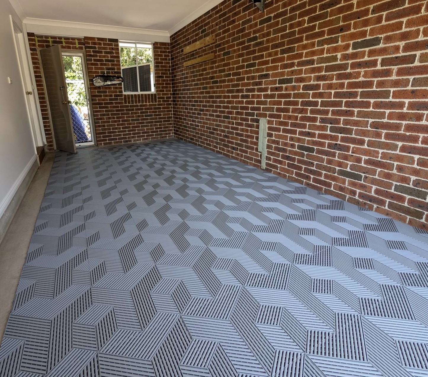 Stain Resistant Epoxy Parking Garage Flooring Squares Eco Friendly