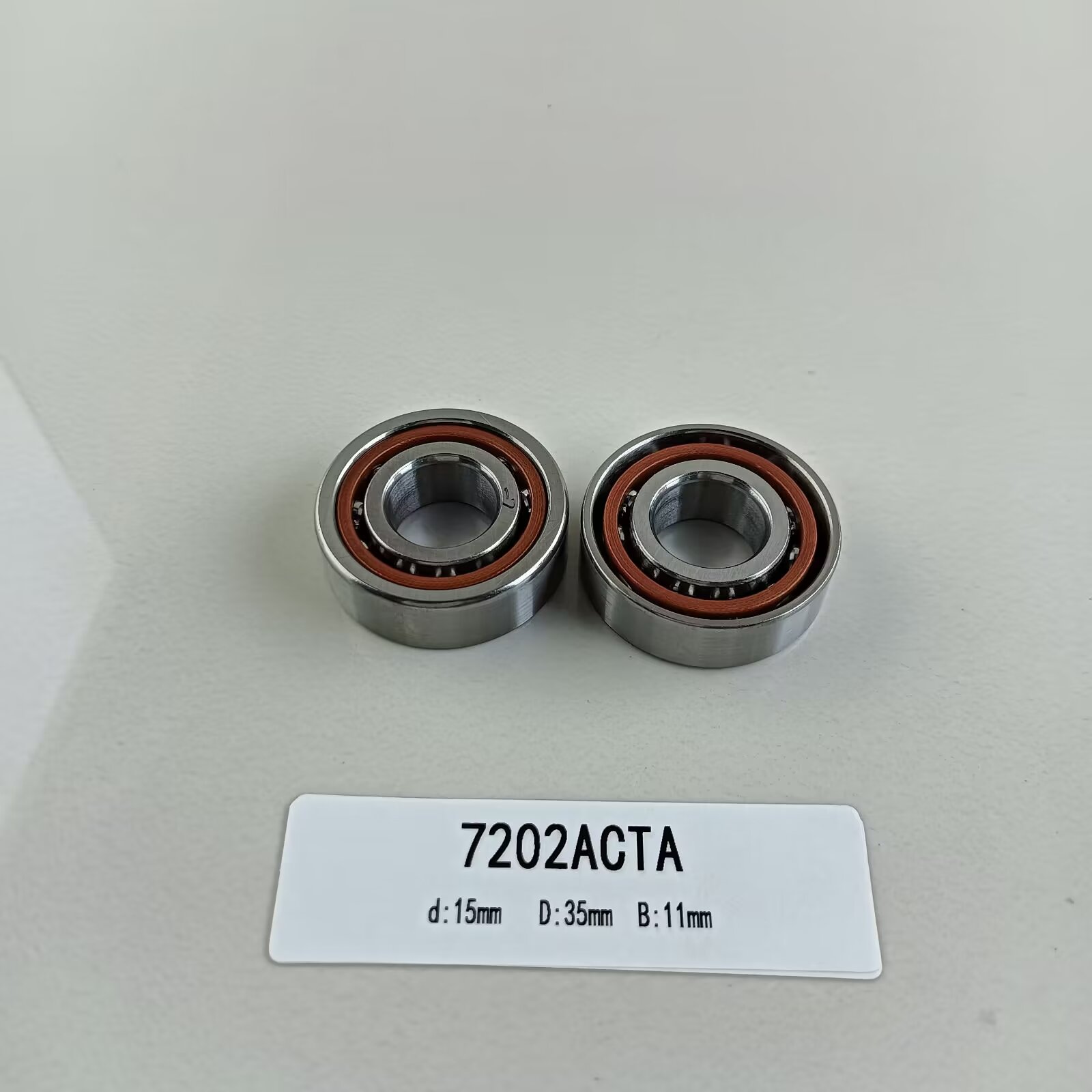 15*35*11mm GCr15 Single Row Angular Contact Ball Bearing 7202AC for Your Requirements