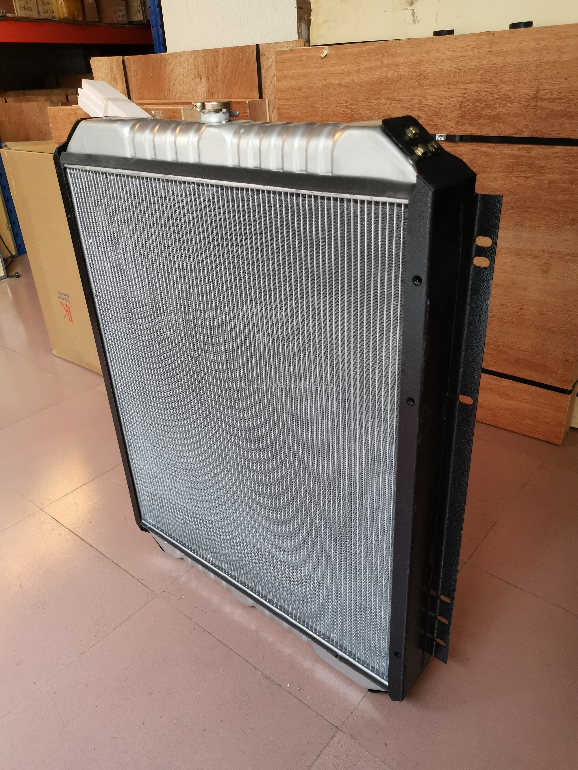 OEM Support Water Tank 20Y0331111 for Komatsu PC200 PC210 PC230 BP500 Excavator Radiator