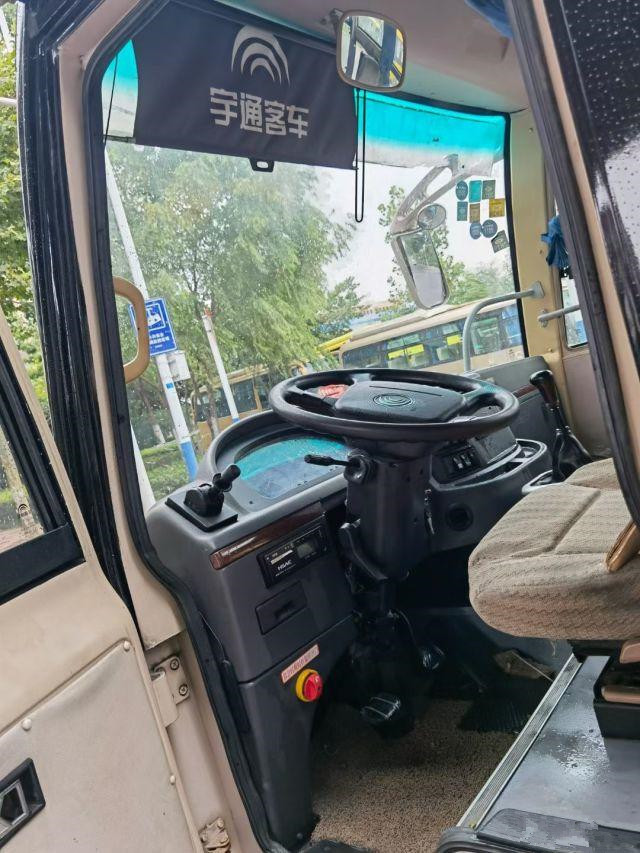 2014 Year 30 Seats Used Bus Used Yutong Bus ZK6752D With Front Engine Used Coach Bus For Tourism
