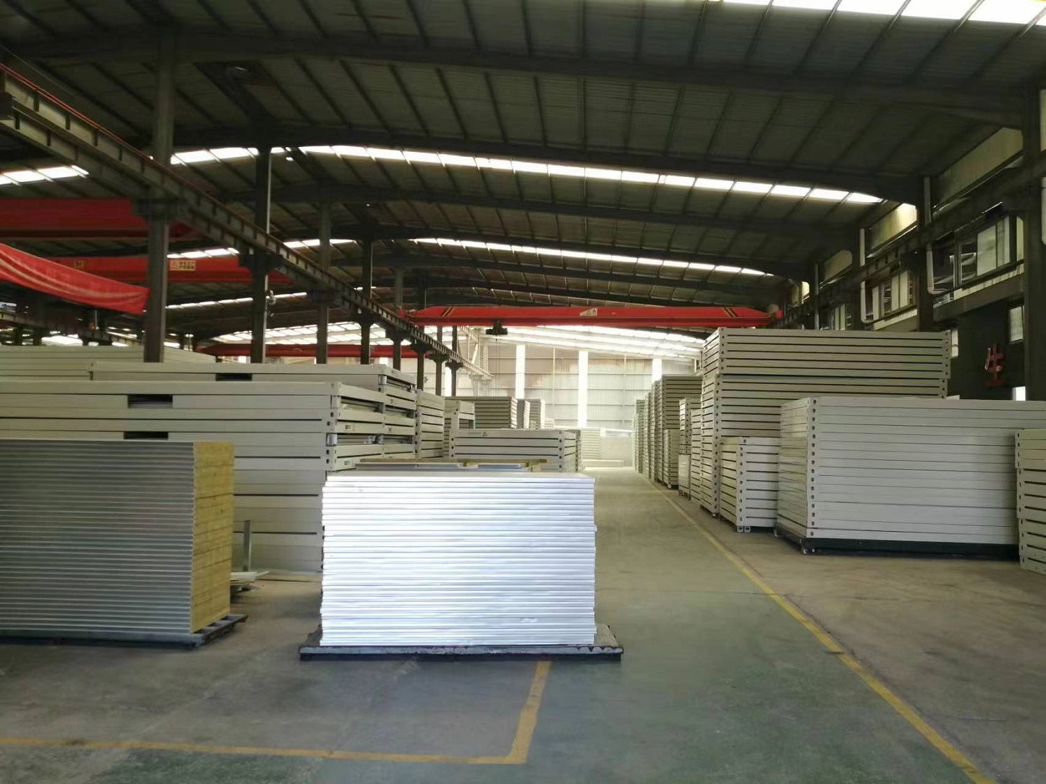 Removable Prefab Storage Container Warehouse Office Flat Pack Portable House for OEM/ODM