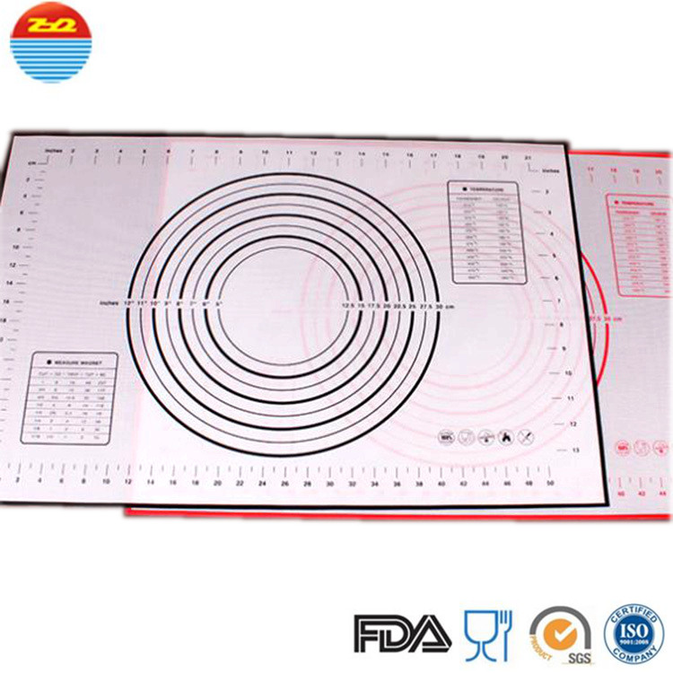 No Space Occupation Silicone Baking Sheet , Easy To Dry Non Stick Baking Mat