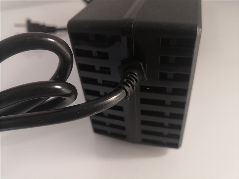 lithium battery charger 170W 20s 72v output 73v 2a for electric bikes scooter