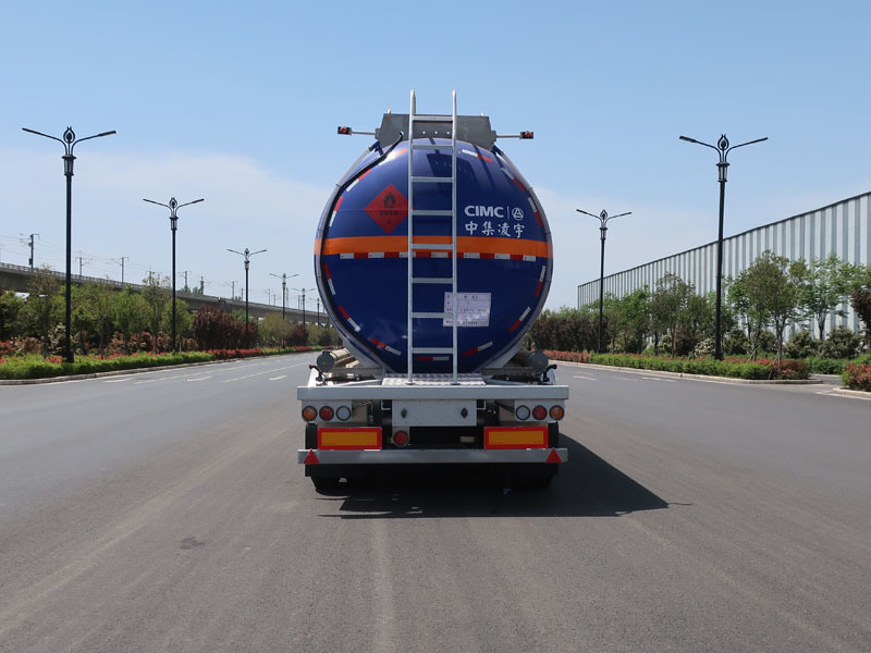 Insulation 45.5m3 3 Axles Flammable Liquid Semi Trailer for Liquid Transport Vehicle