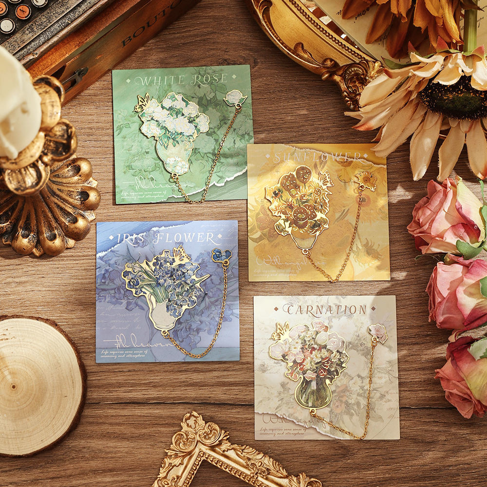 Hollow Custom Bookmark Vintage Flowers Painting With Metal Chain Pendant
