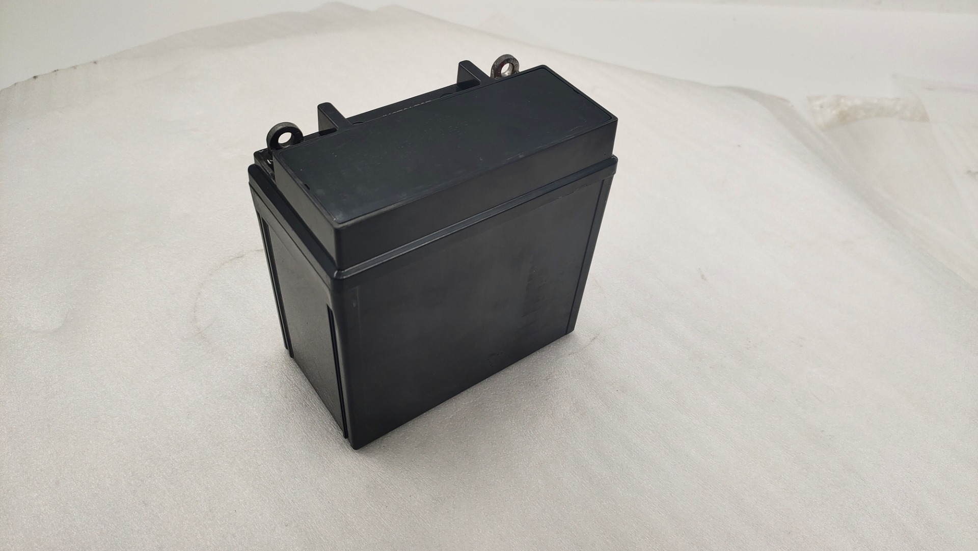 DAYANG Black 12V 9Ah Tricycle Battery for Smooth and Stable Performance in Any Terrain
