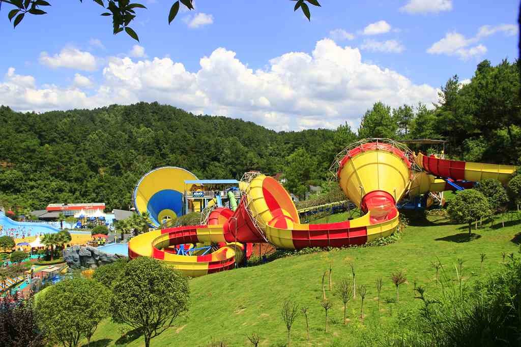 Exciting Aqua Park Equipment Fiberglass Water Slide For Aqua Parks