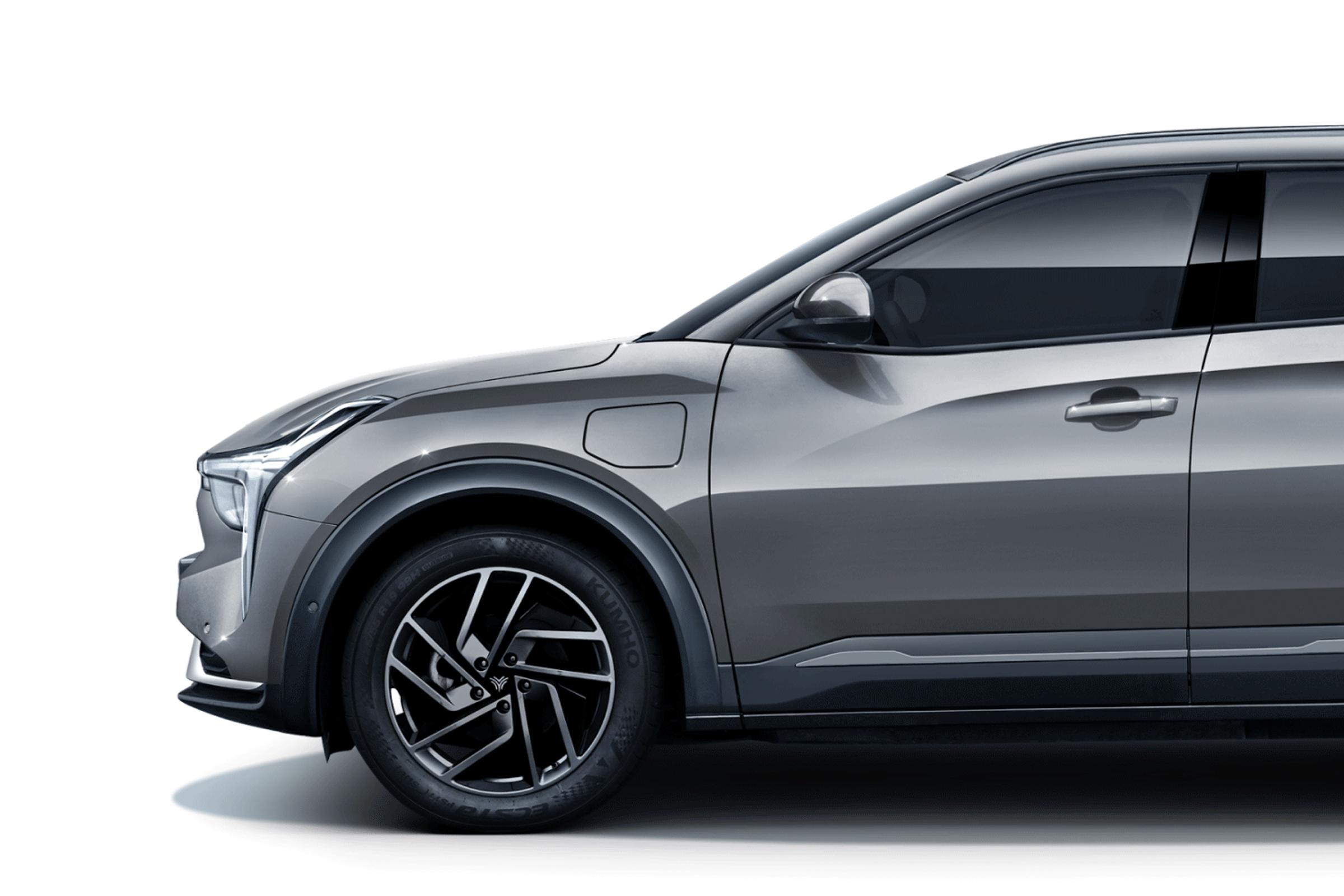 Blue Color SUV EV Cars 5 Doors 5 Seater U Nezha New Energy Vehicles