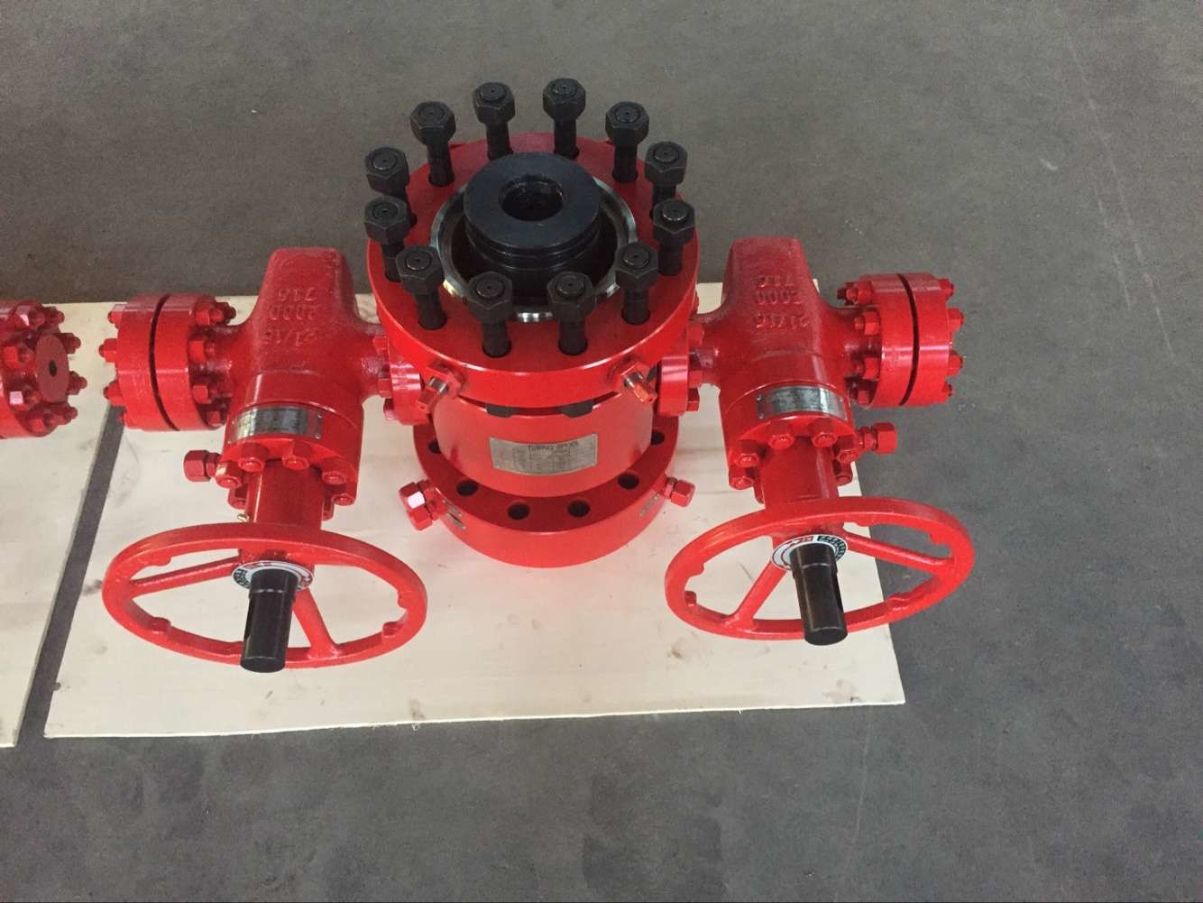 Customized Design Oil Drilling Wellhead 3000psi Tubing Spool Wellhead 11" X 5000#