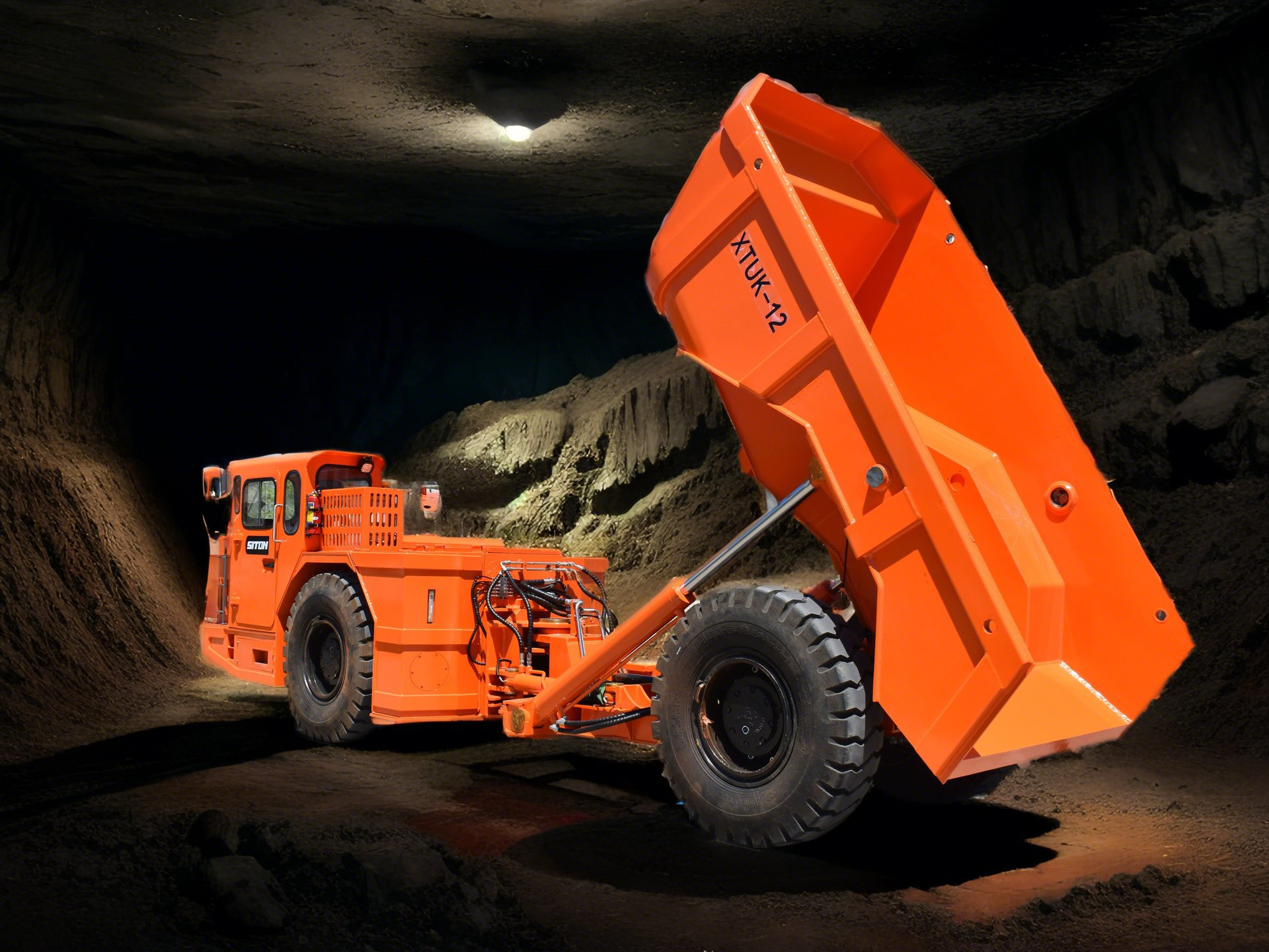 Best Price Payload 12 Tons 6 M³ Underground Dump Truck For Gold Mine DERUI Famous Brand
