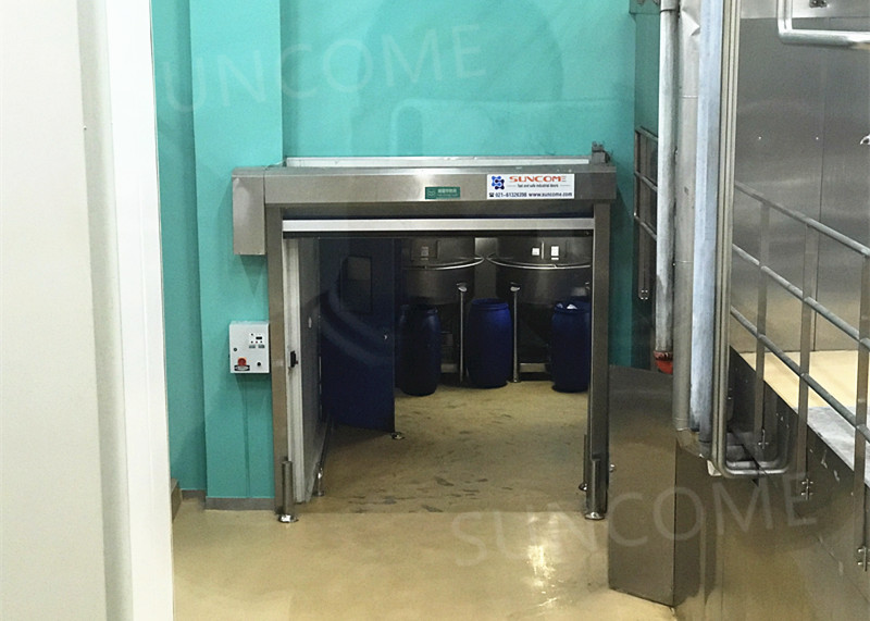 Energy Saving Industrial High Speed Door Cleaning Room Touching Panel For Outside
