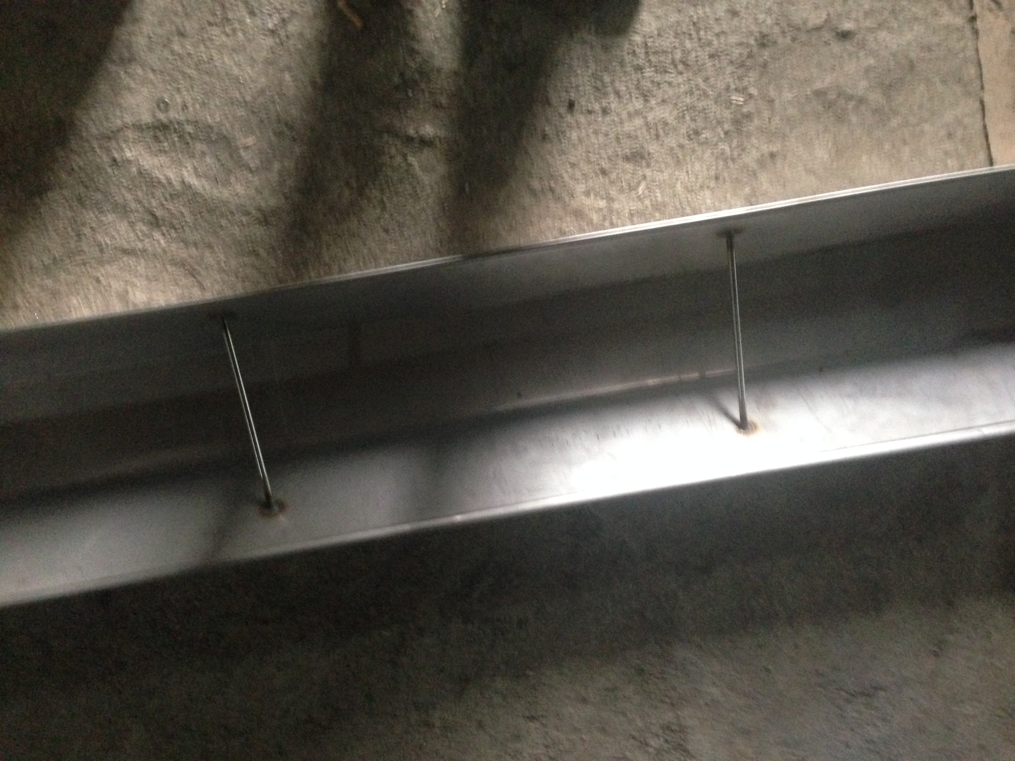 Customized Length Pig Self Feeder Stainless Steel Hog Feeders Easy To Clean