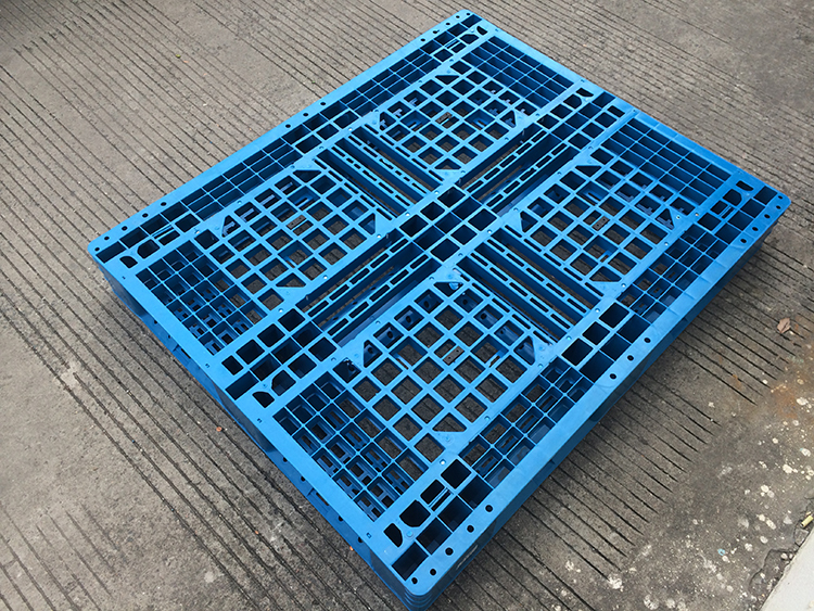 Stackable Blue Plastic Pallets 1200x1100mm 4 Way Entry Single Faced Style
