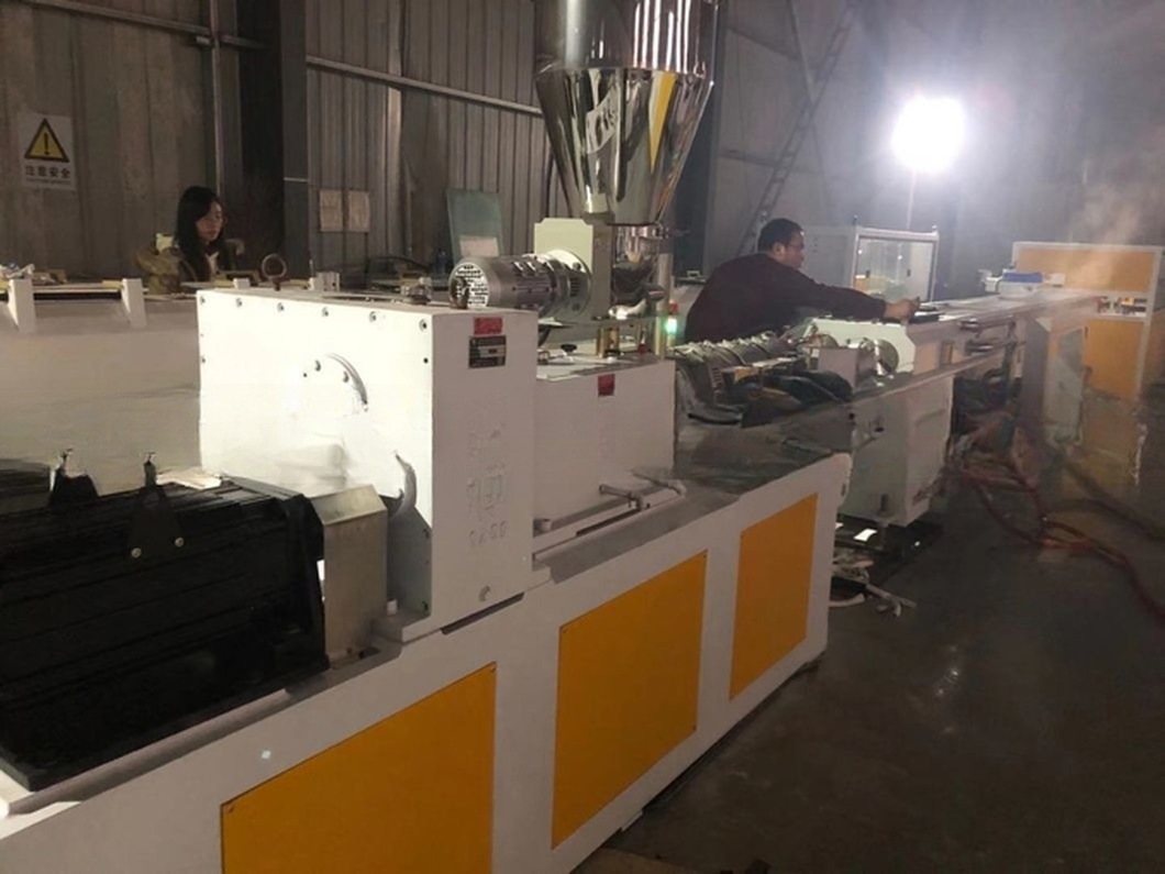 Water Supply CPVC Pipe Making Machine / Production Line