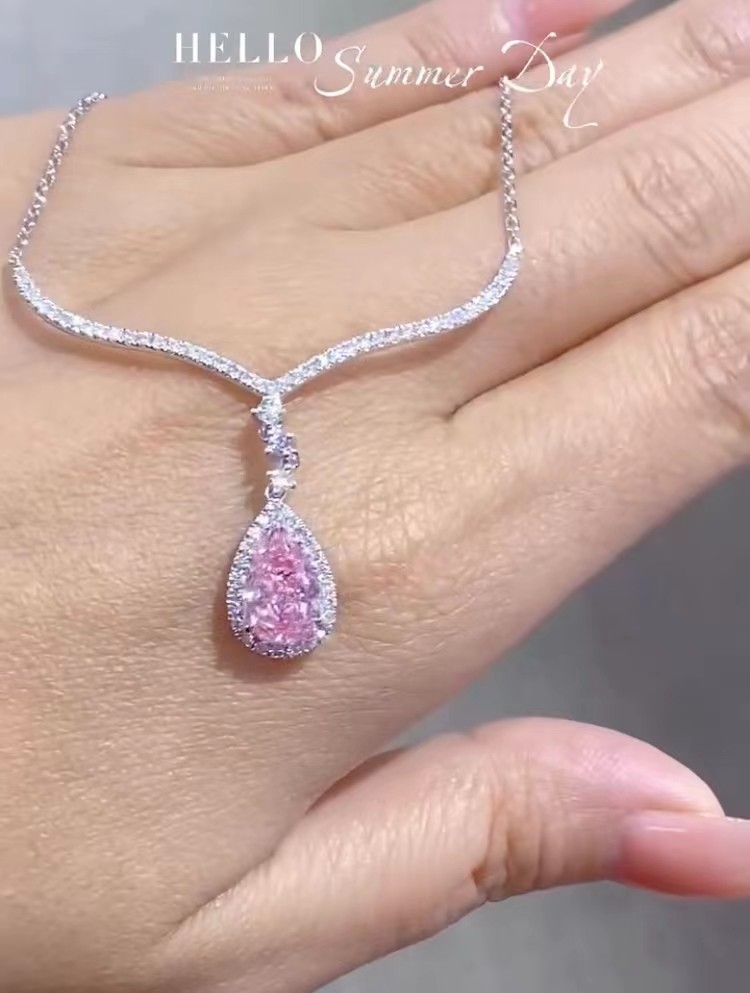 1.97ct Lab Grown Diamond Pendants Necklace Pear Cut Pink Color Customized