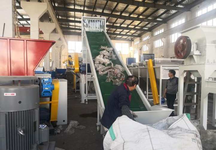 Pet Bottle Plastic Recycling Machinery Line Waste Plastic Recycling Machine
