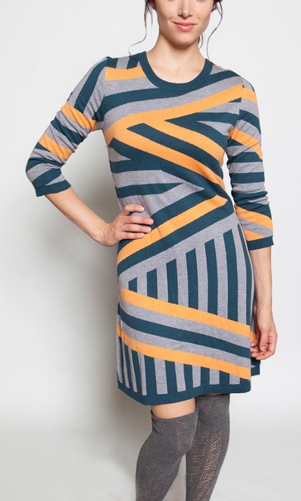 Intarsia Striped Sweater Dress 30 Extrafine Merino Wool 35 Viscose 35 Nylon Material