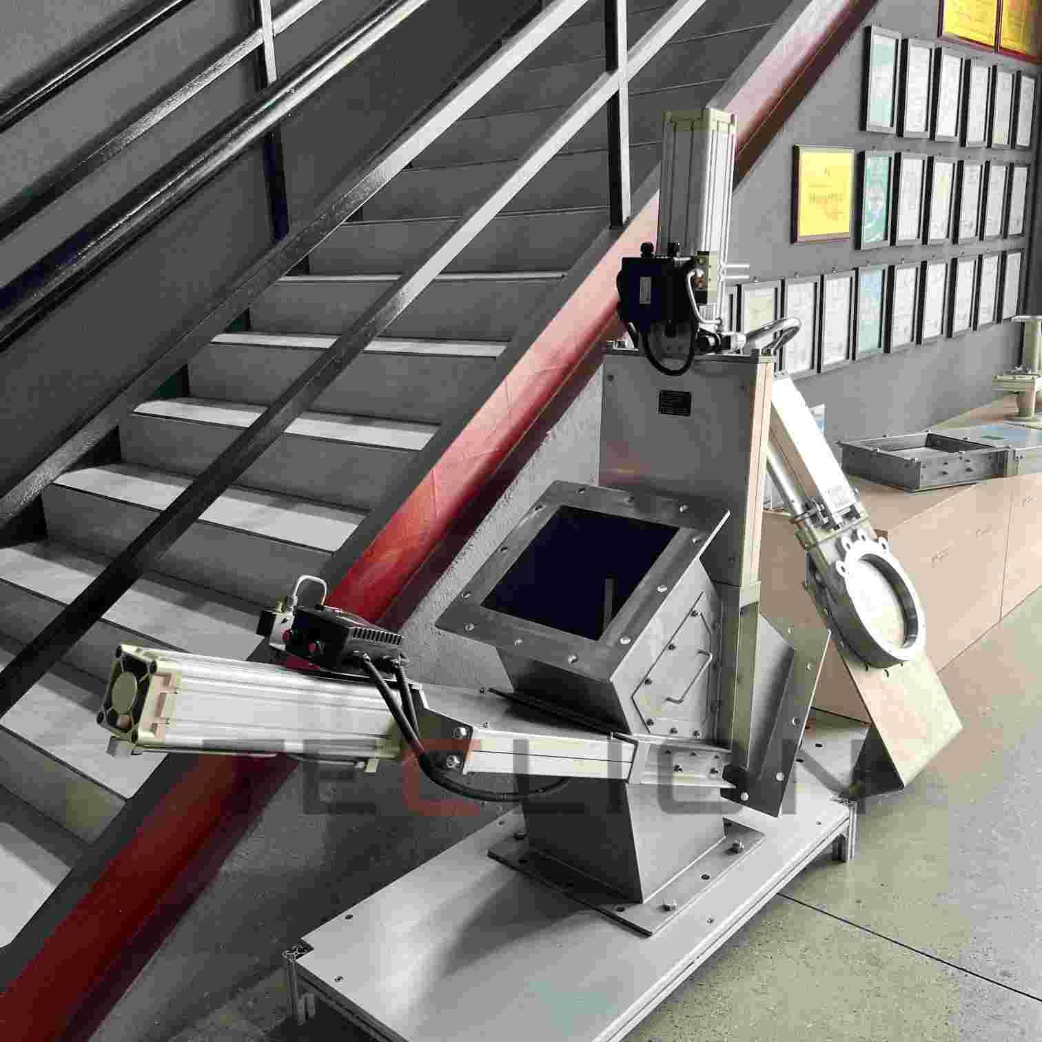 60 ° directional stainless steel gravity discharge valve