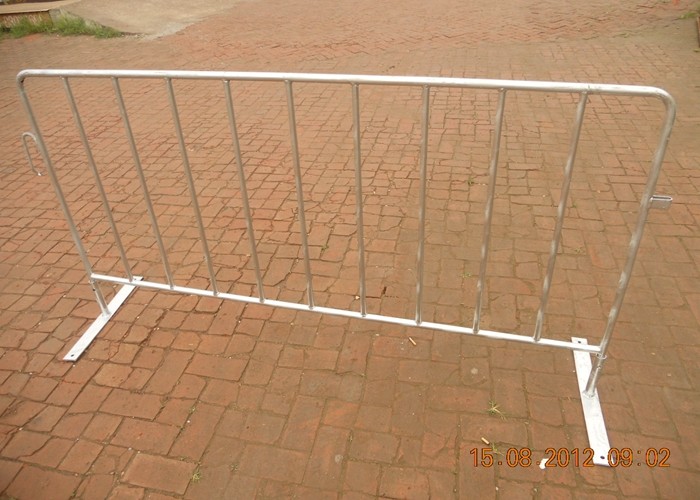 Portable Crowd Control Barriers , Galvanized Steel Bike Rack Barricade