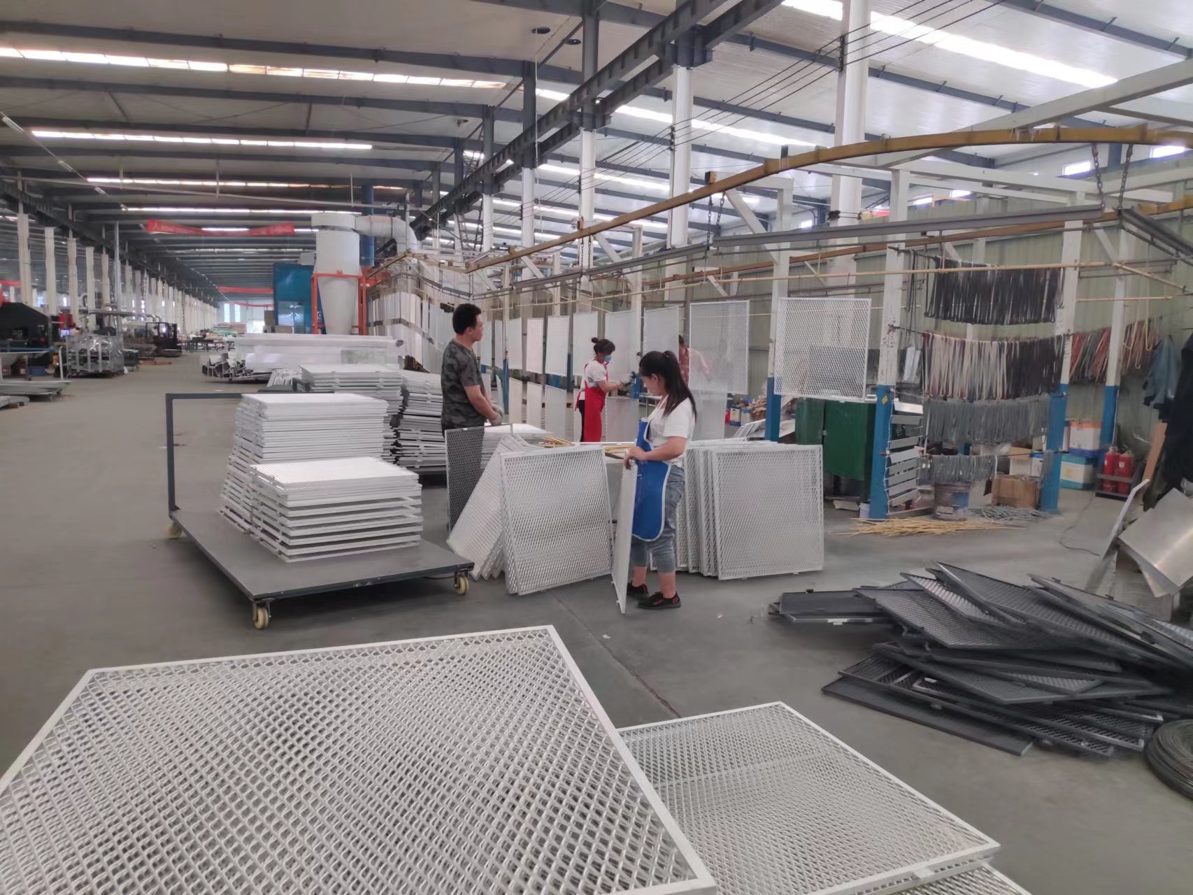 Building Decoration PVDF Aluminum Expanded Metal Mesh Corrosion Protection