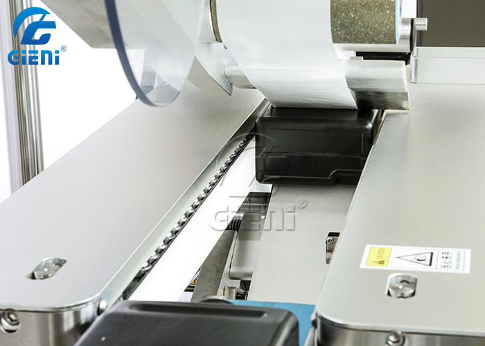 250pcs/Min Beverage Bottle Labeling Machine 91mm Belt Auto Label Machine