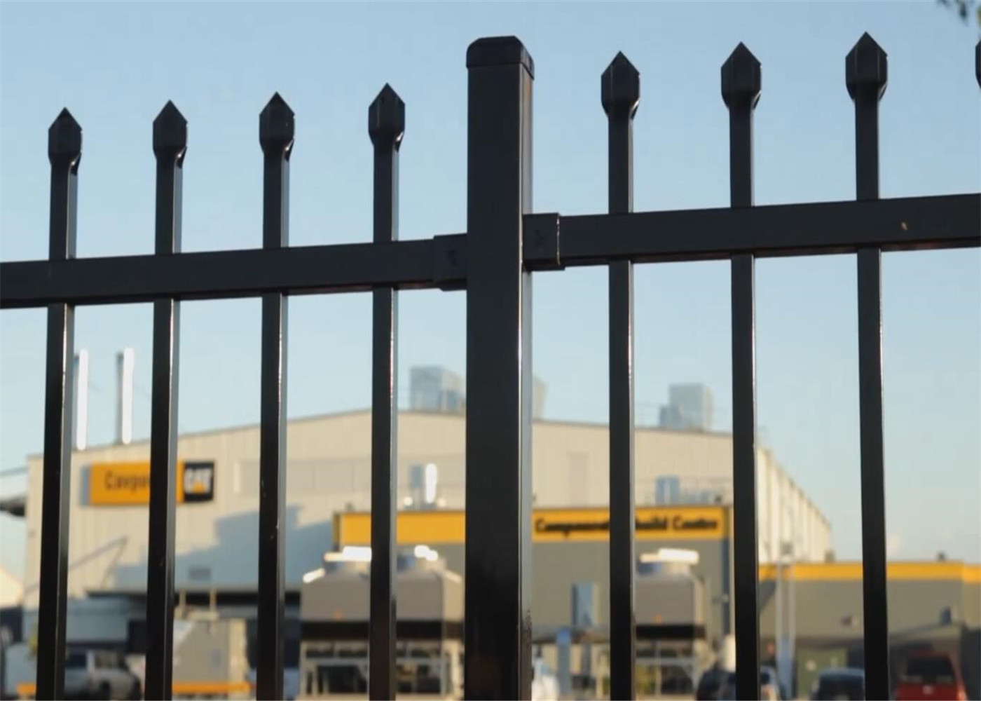 1800mm height garrison security fencing