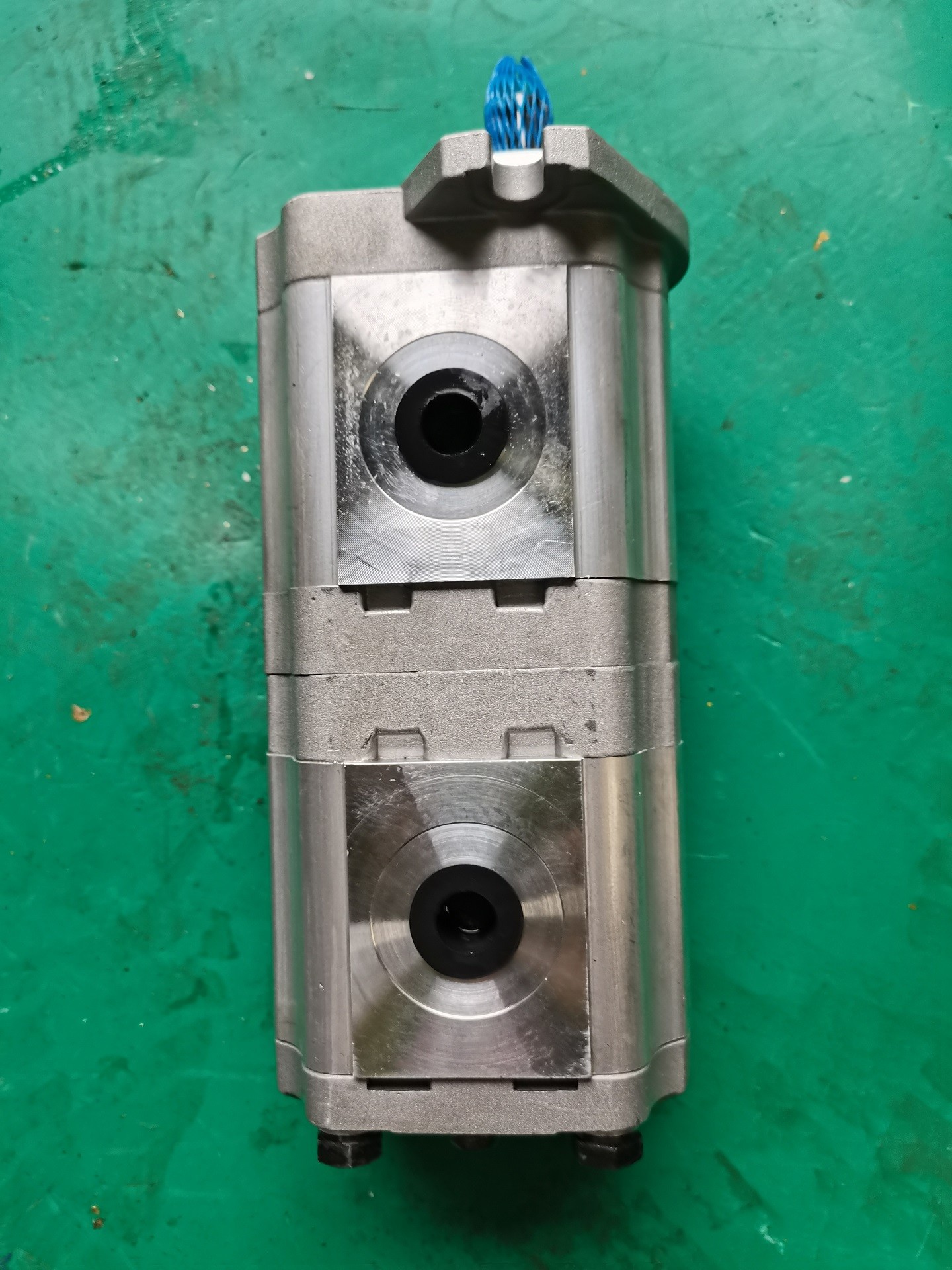 CBTL1-F416F416-ALΦ CBT Series Aluminum Gear Pump For DUMP TRUCKS / FORKLIT / CRANES
