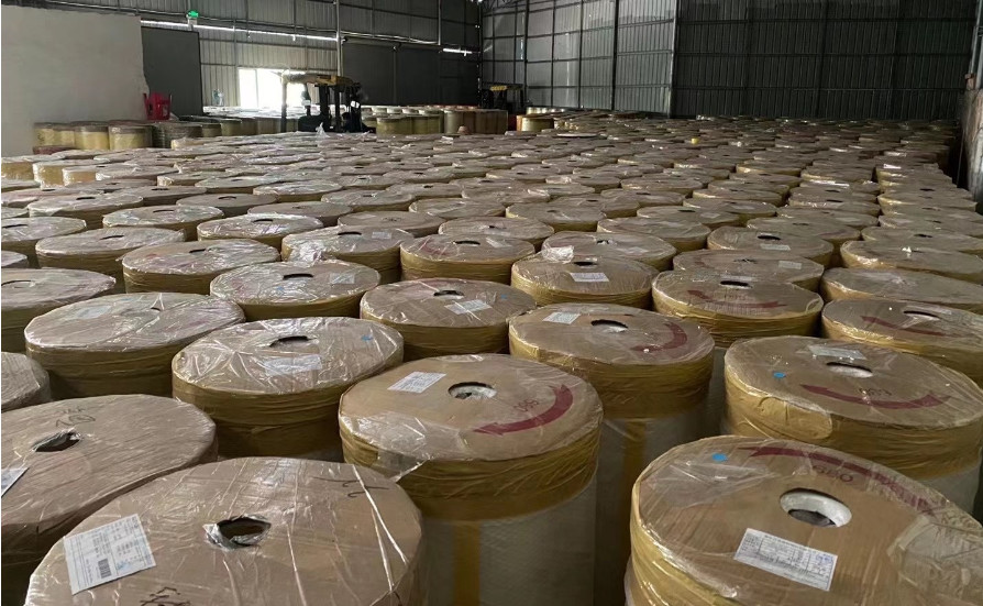 Adhesive BOPP Sealing Tape Jumbo Roll 1280MM