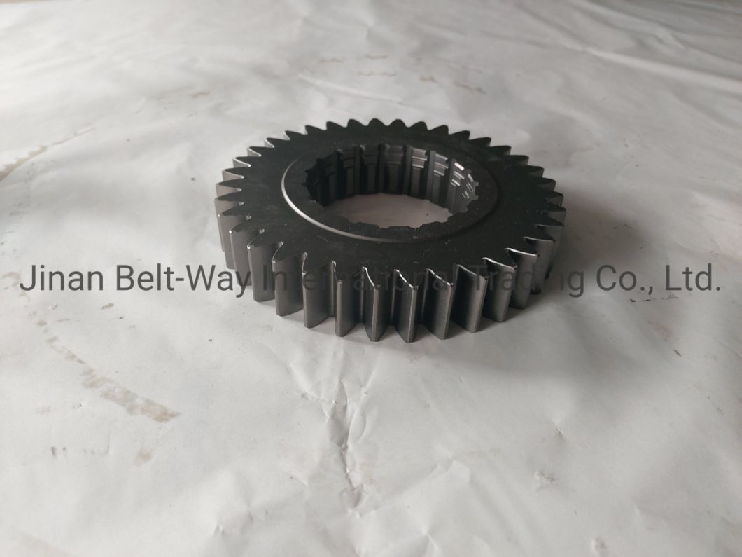 Sinotruk HOWO Truck Parts Hw19710 Transmission Gear Az2210040445