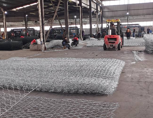 Heavy Zinc Coated Soil Erosion Protection wire mesh Gabion Baskets
