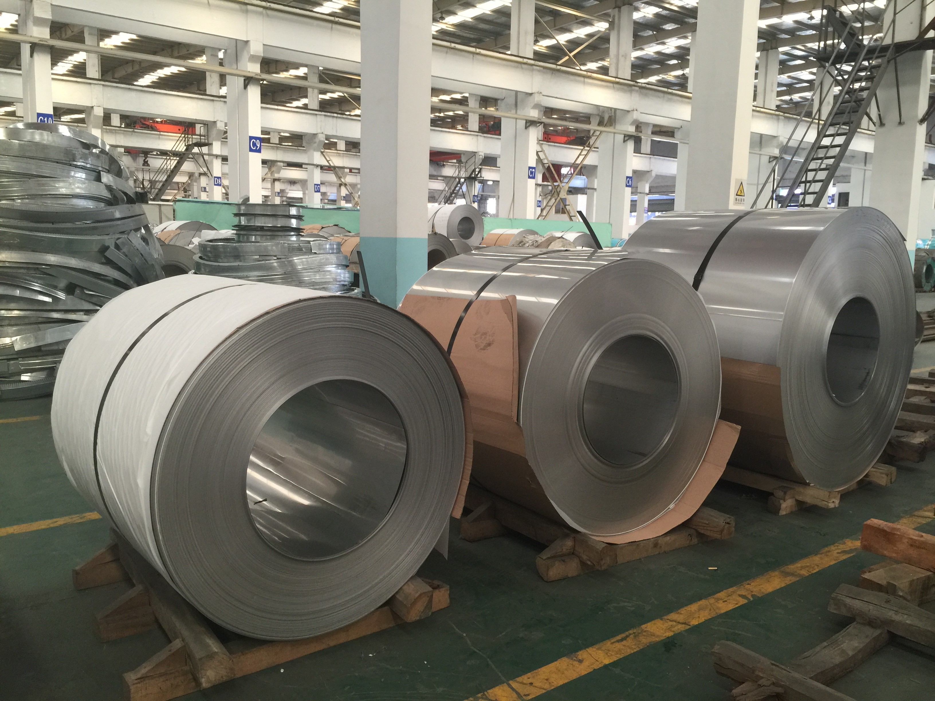310S DIN1.4845 Stainless Steel Coil 2B Finished Cold Rolled 1.5mm 90mm Width For High Temperature