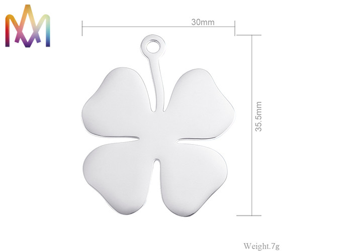 Rustproof SS304 Engraved Four Leaf Clover Pendant