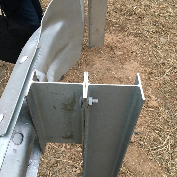 Road Traffic Safe Highway Guardrail Spacer and Posts for Anti-corrosion Road Safety