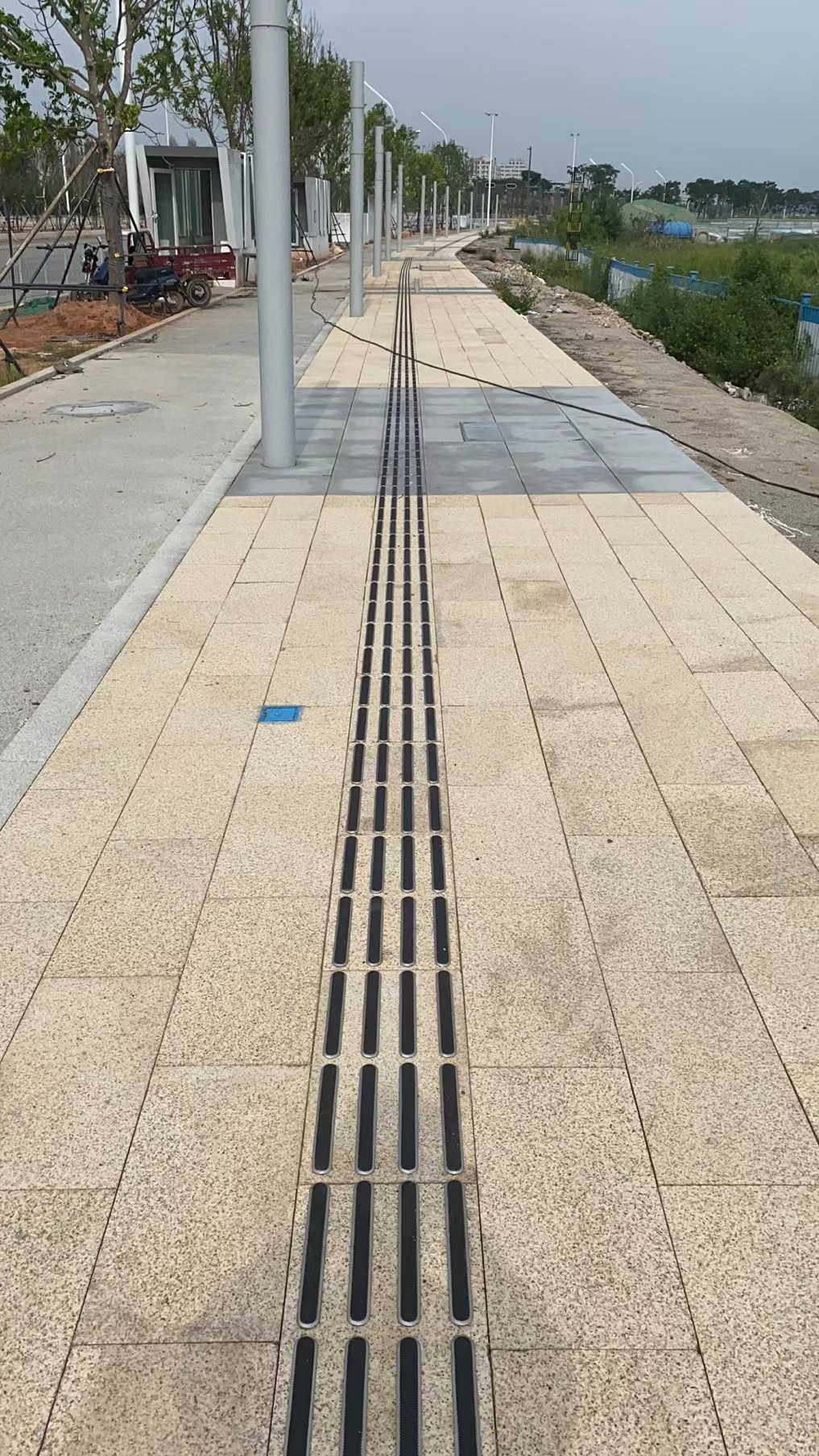 Coating Color Red Directional Tactile Pavers Ss316 Ss304 Tactile Attention Indicator