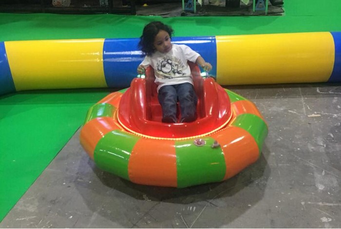Mini UFO Shape Coin Operated Rides With Fiberglass Car Body For Shopping Mall