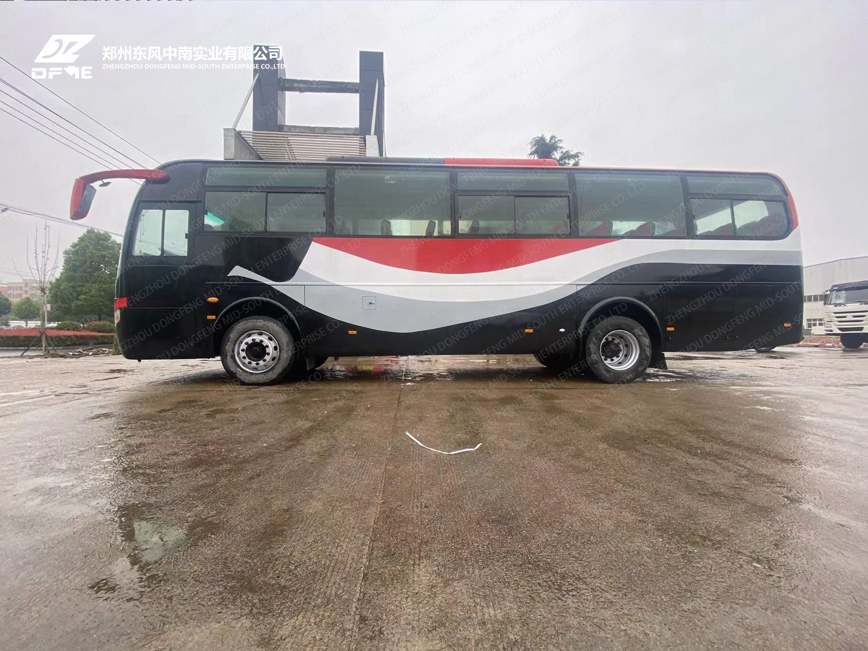 53 Seats Diesel Front Engine Buses and Coaches for Refurbishment Luxury Used Bus Sale