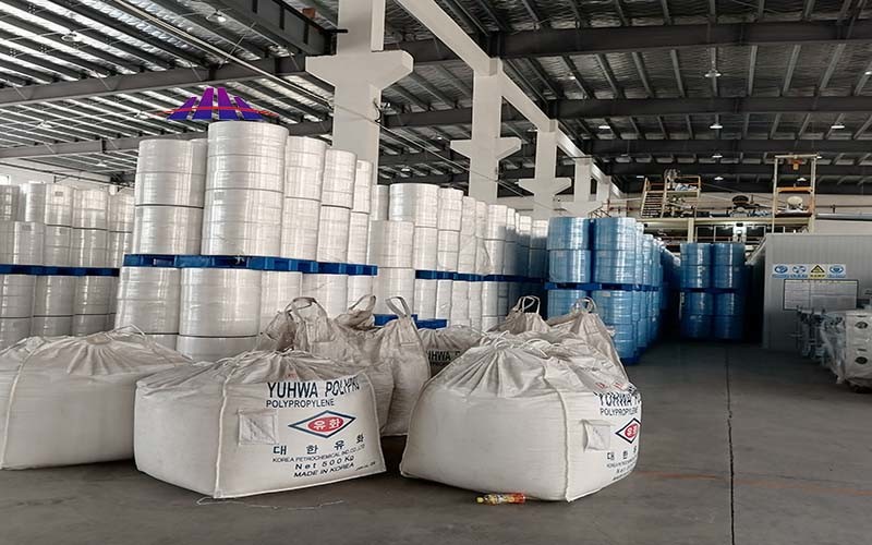 S SS SSS Spunbond Nonwoven Fabric Machine For Multi Color Hand Bag Shopping Bag