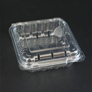 China 105mm Vegetable Packaging Plastic Box PET Food Packaging Clamshell For Blueberry on sale
